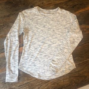 Lululemon long sleeve shirt, size 4